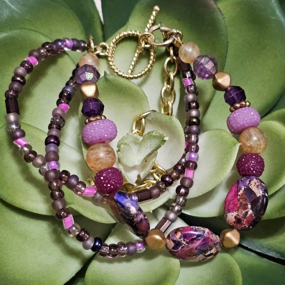 Artisan Necklace Earrings and Bracelet Set Purple Gold Magenta Stone Beads - Picture 11 of 15